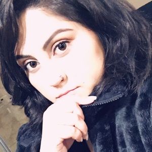 Meet your Posher, Celeste